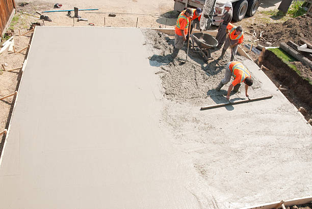 Best Concrete Sidewalk Installation  in Homestead Valley, CA